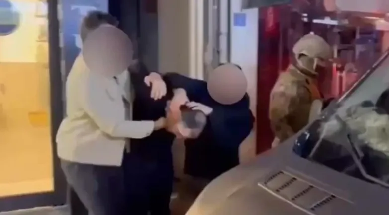 Bursa merkezli 4 ilde eş zamanlı dev operasyon! Haklarında yakalama kararı verilen 15 firari yakalandı