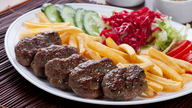 Bugün ne pişirsem diyenlere: Günlük ev yemeği menüsü (14 Nisan 2026)