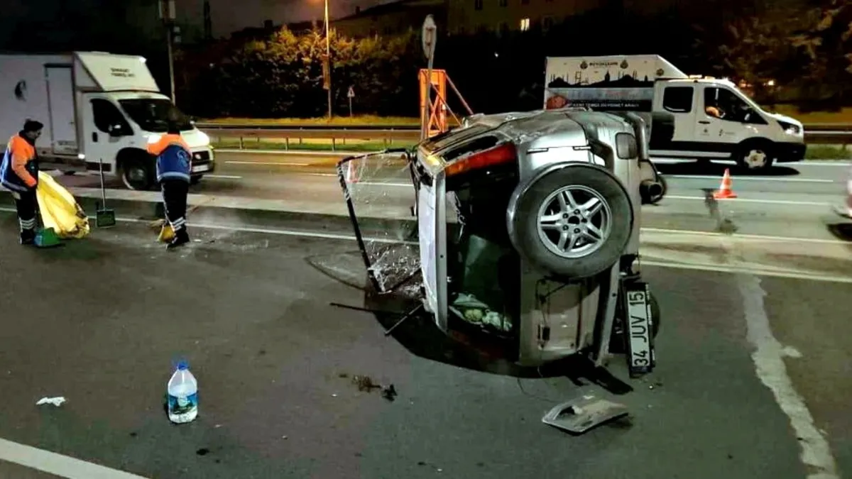 Alkollü sürücü viyadükte cipiyle yan yattı