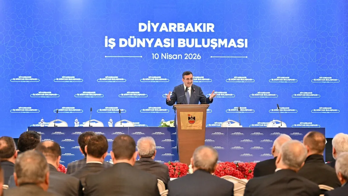 Diyarbakır İş Dünyası buluşmasına Cumhurbaşkanı Yardımcısı Yılmaz da katıldı