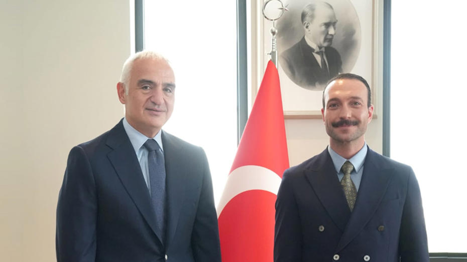 Bakan Ersoy ile Görkem Sevindik bir arada. Tehditlere karşı ortak duruş