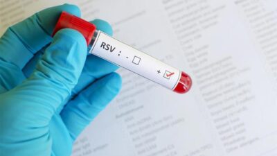 Hedefinde çocuklar var. Damlacık yoluyla bulaşıyor ciğere yerleşiyor, ölüme bile götürüyor